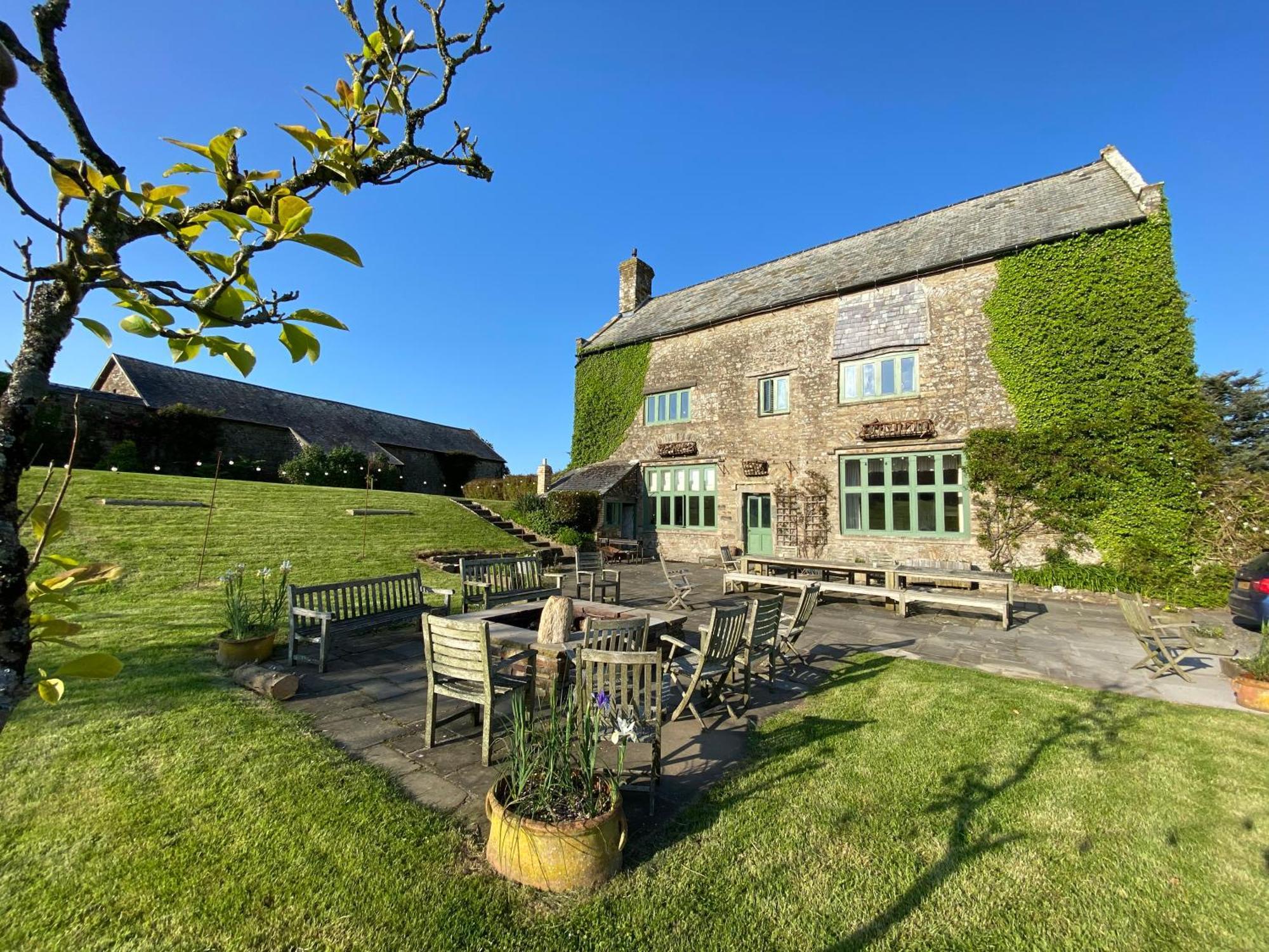 Ash Barton - Big Party House, No Curfew! Villa Wrafton Luaran gambar