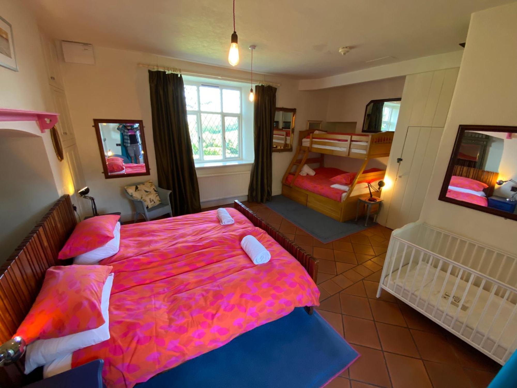 Ash Barton - Big Party House, No Curfew! Villa Wrafton Luaran gambar